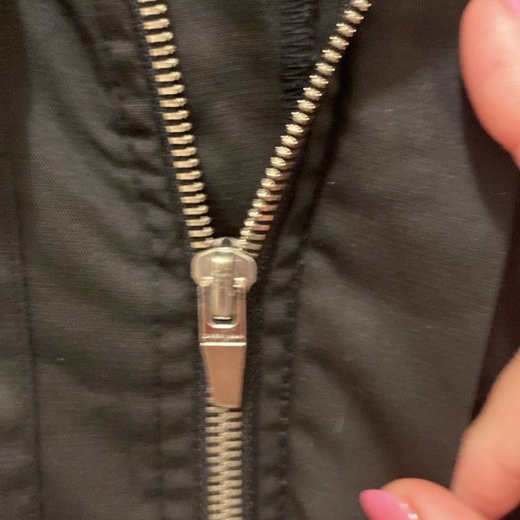 Zara Wo(man)’s black long  sleeved utility jumpsuit - Picture 4 of 7